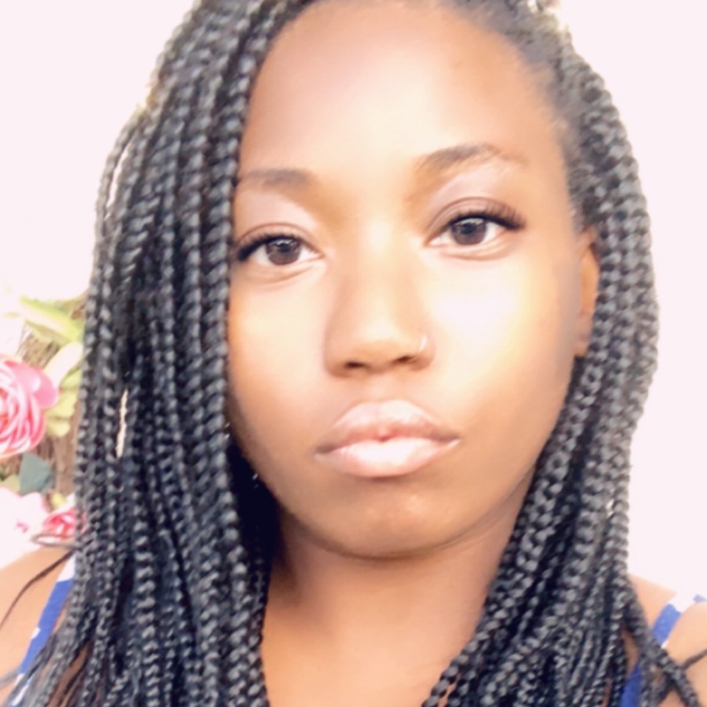 Meet your Posher, Ashley